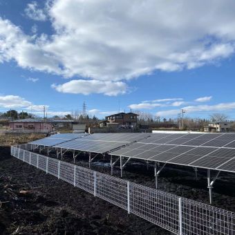 Système de montage solaire au sol à Aomori au Japon